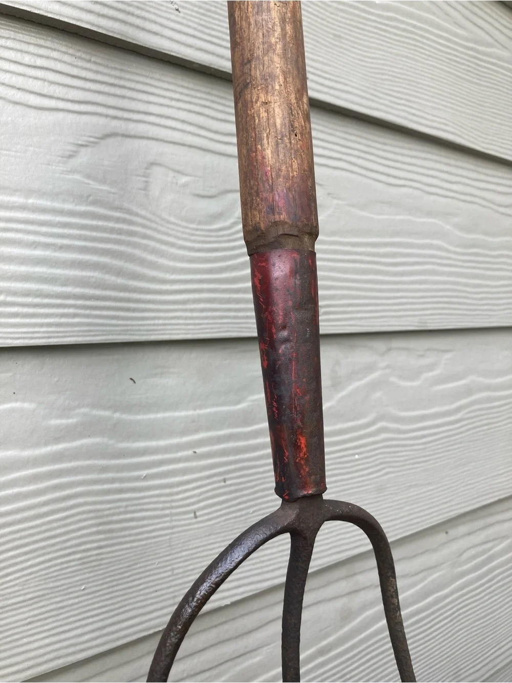 Vintage Garden Pitchfork with Wooden Handle 3 Tines 68” - Picture 13 of 16